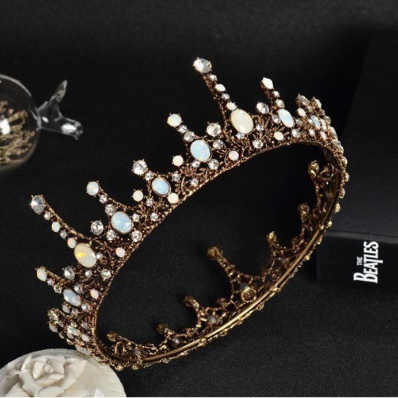Новый свадебный ретро-корона головной убор барокко стразы ободок свадебная фотография свадебный круглый венец
Новый свадебный ретро-корона головной убор барокко стразы ободок свадебная фотография свадебный круглый венец