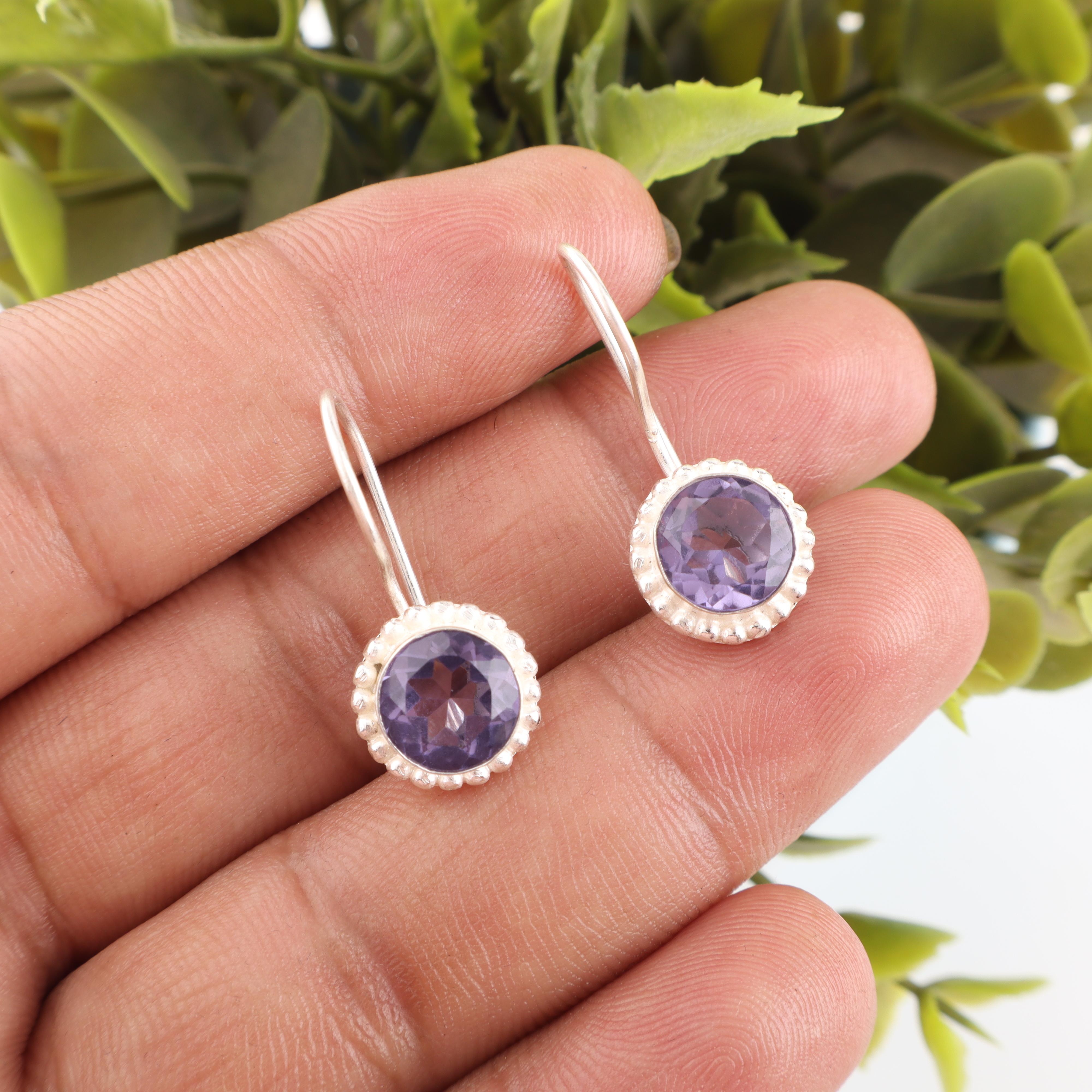 Iolite Earrings , 925 Solid Sterling Silver Earrings Handmade Gemstone Jewelry, Gifts For Wife Brand New Earrings 0.93 Inches фиолетовый
Iolite Earrings , 925 Solid Sterling Silver Earrings Handmade Gemstone Jewelry, Gifts For Wife Brand New Earrings 0.93 Inches фиолетовый