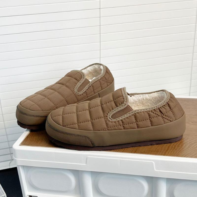 Fleece one-pedal autumn and winter new versatile non-slip retro design flat-bottomed casual cotton shoes lazy shoes women 39
Fleece one-pedal autumn and winter new versatile non-slip retro design flat-bottomed casual cotton shoes lazy shoes women 39