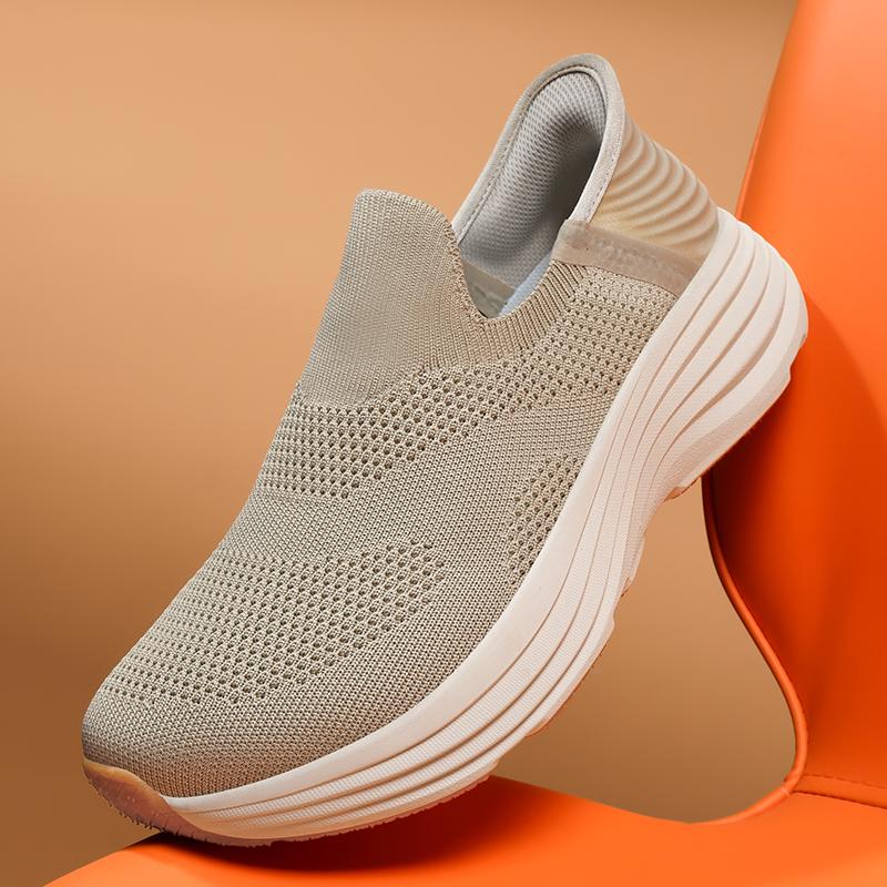 Men s Casual Sneakers Breathable Luxury Trainer Race Shoes Fashi Loafers Running Shoes for Male Comfortable Tenis 46
Men s Casual Sneakers Breathable Luxury Trainer Race Shoes Fashi Loafers Running Shoes for Male Comfortable Tenis 46