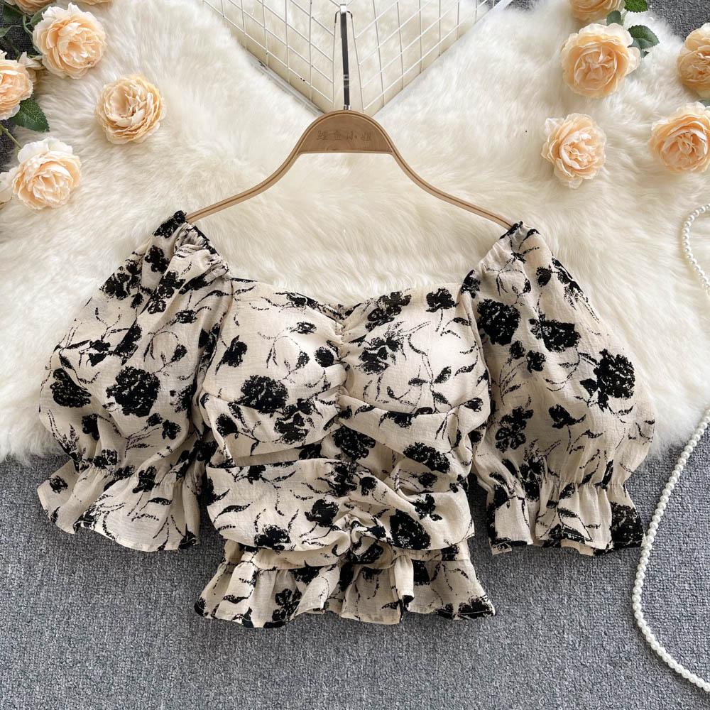 RUGOD Sweet, новинка лета 2022, французская рубашка в стиле ретро с пузырьками и короткими рукавами, женская рубашка с узором ключицы, топ нишевого дизайна
RUGOD Sweet, новинка лета 2022, французская рубашка в стиле ретро с пузырьками и короткими рукавами, женская рубашка с узором ключицы, топ нишевого дизайна