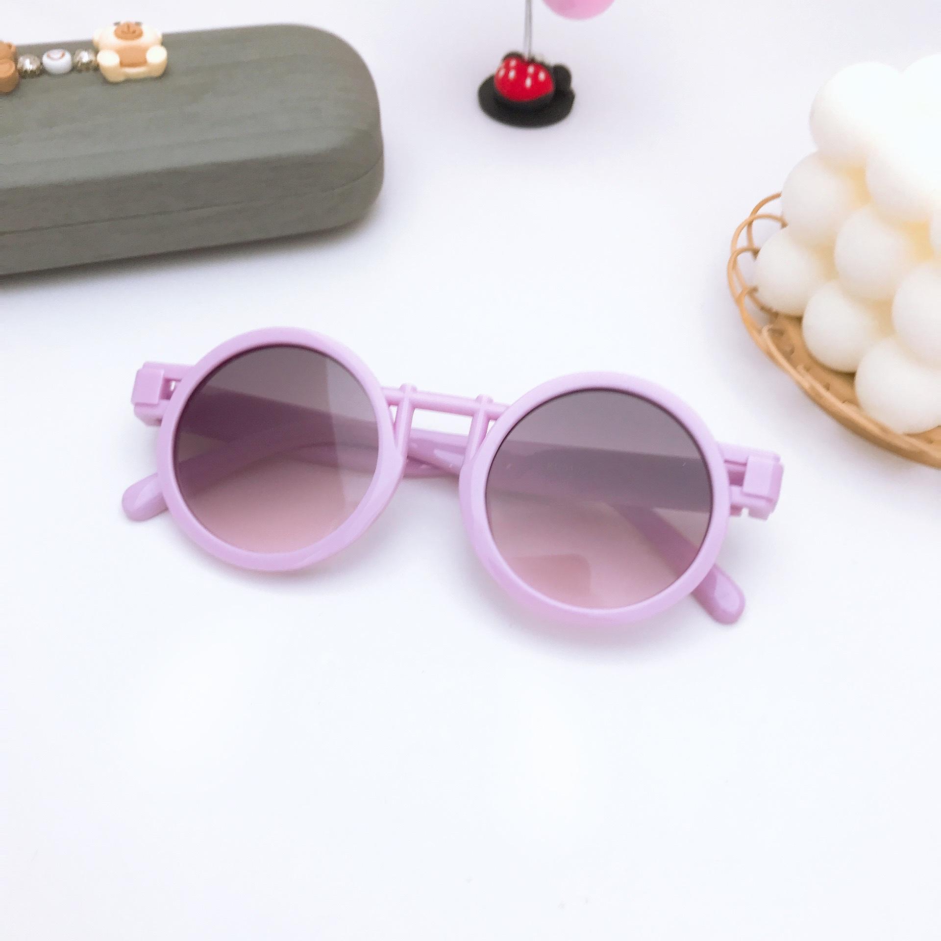 Детские солнцезащитные очки для путешествий, солнцезащитный крем, защита от ультрафиолета, очки для мальчиков и девочек, милые детские очки
Детские солнцезащитные очки для путешествий, солнцезащитный крем, защита от ультрафиолета, очки для мальчиков и девочек, милые детские очки