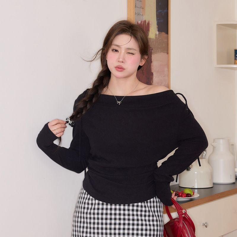 Zhang Daren 2026 New Early Spring Series Plus-Size Women s Clothing for Chubby Girls, Slimming Off-Shoulder Knitted Top, Korean Style Outfit Black(In Stock) 2XL
Zhang Daren 2026 New Early Spring Series Plus-Size Women s Clothing for Chubby Girls, Slimming Off-Shoulder Knitted Top, Korean Style Outfit Black(In Stock) 2XL