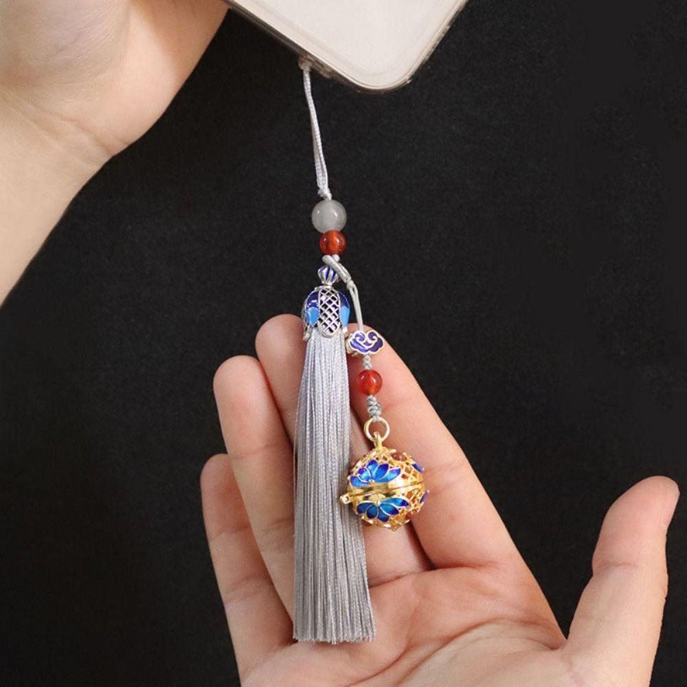 3Pcs Lotus Flower DIY Trinkets Accessories Hollow out Jewelry DIY Making Charms Smartphone Charm синій/срібний
3Pcs Lotus Flower DIY Trinkets Accessories Hollow out Jewelry DIY Making Charms Smartphone Charm синій/срібний