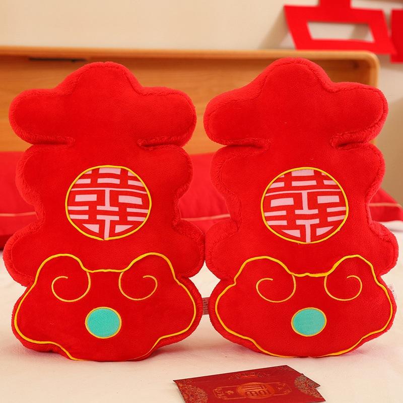 Double Wedding Pillow Doll Wedding Throws and Sprinkles. The Wedding Scene Interactive Little Doll Wedding Bedside Letters and Pillows 30cm
Double Wedding Pillow Doll Wedding Throws and Sprinkles. The Wedding Scene Interactive Little Doll Wedding Bedside Letters and Pillows 30cm