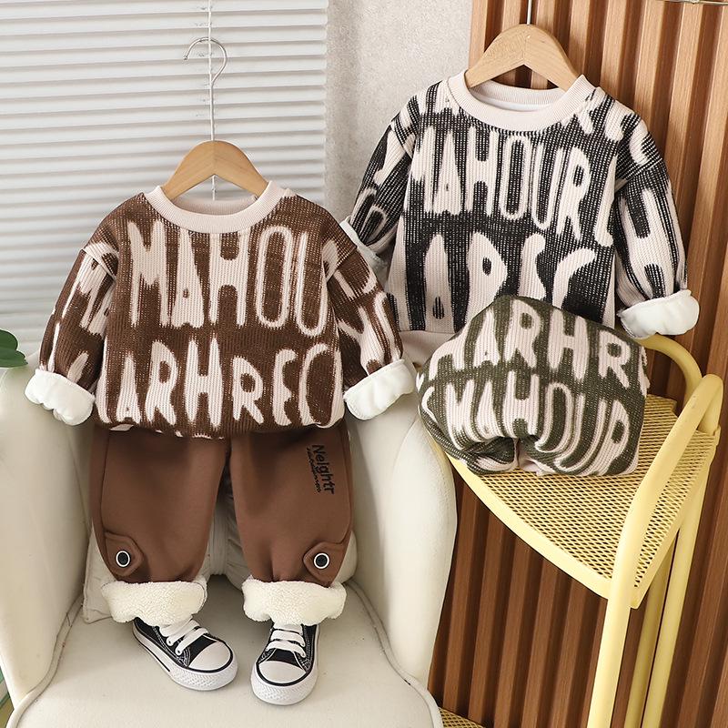 2024 New Boys Autumn/Winter Fleece Sweatshirt Set - Casual, Stylish, Thickened Winter Clothing for Kids. 110cm темно-коричневого кольору
2024 New Boys Autumn/Winter Fleece Sweatshirt Set - Casual, Stylish, Thickened Winter Clothing for Kids. 110cm темно-коричневого кольору