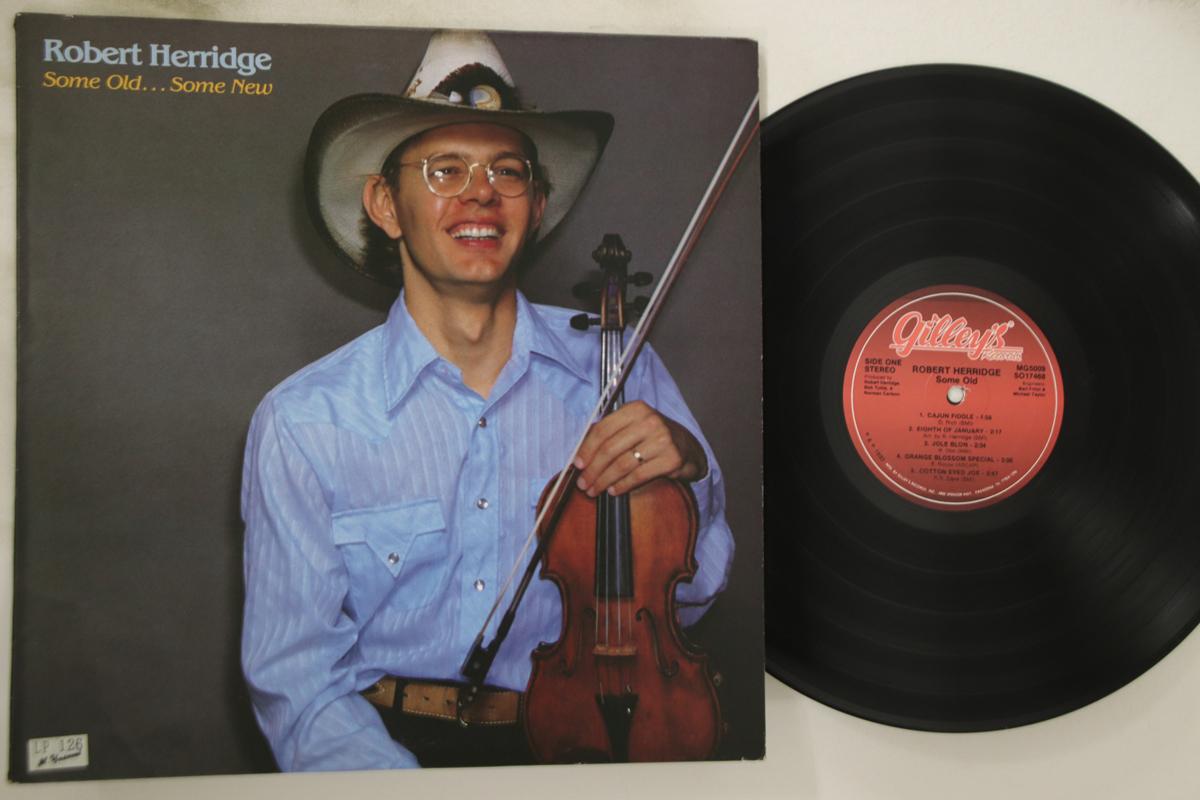 LP Record ROBERT HERRDGE - Some Old... Some New MG50096 GILLEY S 1957 US Country Used
LP Record ROBERT HERRDGE - Some Old... Some New MG50096 GILLEY S 1957 US Country Used