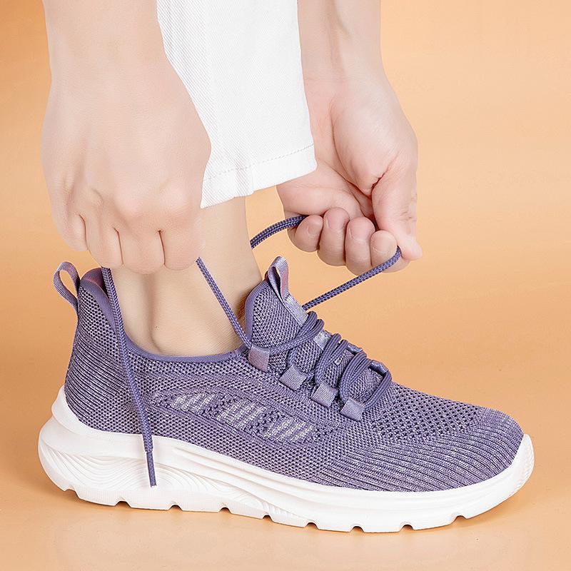 Spring and Autumn new non-slip soft-soled elderly shoes women s comfortable and breathable mother shoes light walking shoes medium and old sports 41
Spring and Autumn new non-slip soft-soled elderly shoes women s comfortable and breathable mother shoes light walking shoes medium and old sports 41
