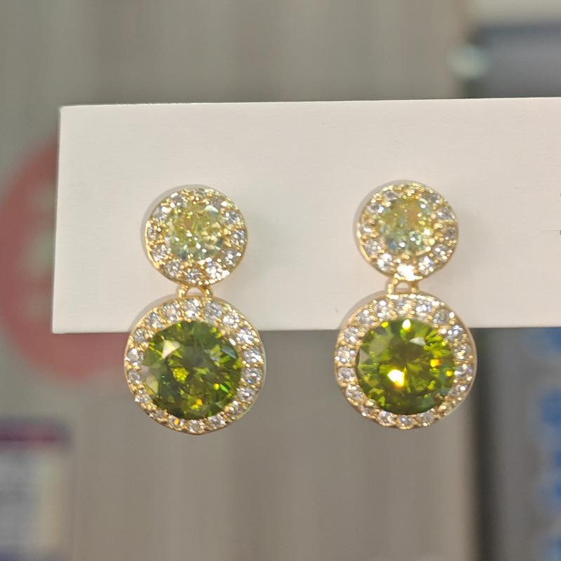 14 Silver Needle Zircon Earrings Retro Light Luxury Exquisite Earrings Temperament Versatile Premium Earrings Women
14 Silver Needle Zircon Earrings Retro Light Luxury Exquisite Earrings Temperament Versatile Premium Earrings Women