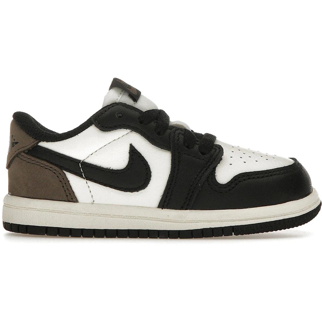Кроссовки Jordan 1 Retro Low OG Mocha (ТД)(FQ5435-102) 23.5
Кроссовки Jordan 1 Retro Low OG Mocha (ТД)(FQ5435-102) 23.5