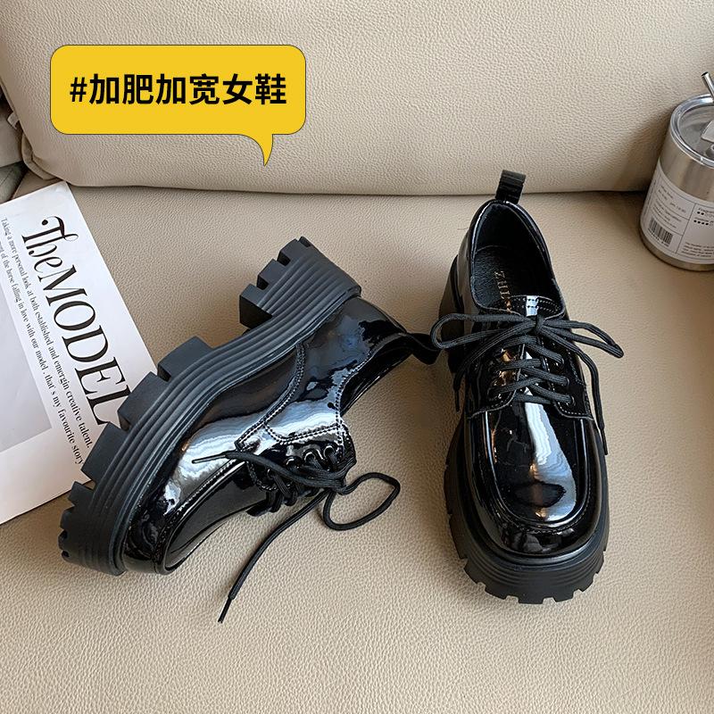 Purple Magic Linglong thick-soled academic style, small leather shoes and fat large-size women s shoes are versatile 43
Purple Magic Linglong thick-soled academic style, small leather shoes and fat large-size women s shoes are versatile 43