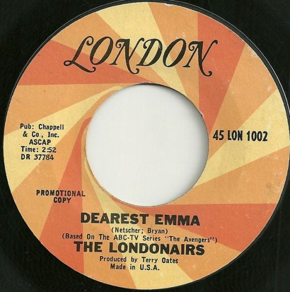7inch Record LONDONAIRS - Dearest Emma / Bugles A Go-Go 45LON1002 London Records 1969 US Pop Used
7inch Record LONDONAIRS - Dearest Emma / Bugles A Go-Go 45LON1002 London Records 1969 US Pop Used