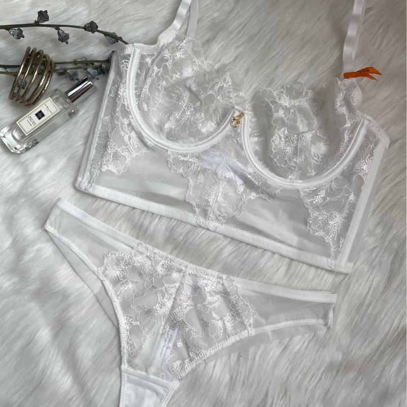 Wholesale Sexy Lace Underwear Ultra Thin Embroidery Sponge Free Bra Big Bust Small Underwear Bra 70B білий
Wholesale Sexy Lace Underwear Ultra Thin Embroidery Sponge Free Bra Big Bust Small Underwear Bra 70B білий