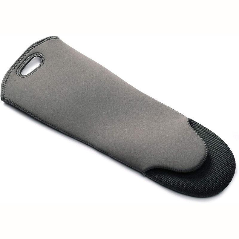 Meier Diving material microwave oven gloves oven baking oven mitts high temperature resistant rubber barbecue diving cloth gloves чорний
Meier Diving material microwave oven gloves oven baking oven mitts high temperature resistant rubber barbecue diving cloth gloves чорний