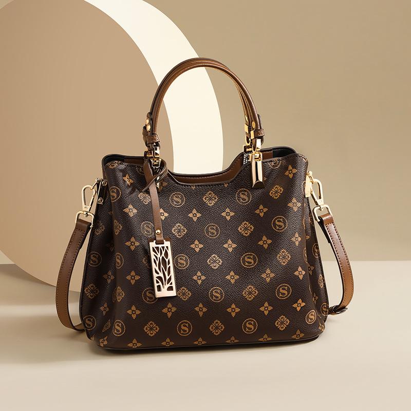 Fashion Leather Women S Bags, Mother Handbags, Large Capacity, Light Luxury, Middle-Aged Women S Atmospheric Shoulder Bags
Fashion Leather Women S Bags, Mother Handbags, Large Capacity, Light Luxury, Middle-Aged Women S Atmospheric Shoulder Bags