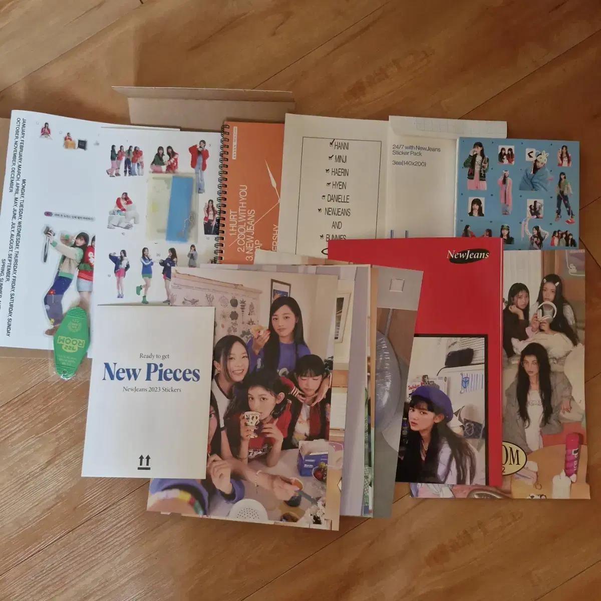 Newjeans Season s Greetings 2023 2024 Poca Stock Exchange Keyring Minji Niall Harin Hae In
Newjeans Season s Greetings 2023 2024 Poca Stock Exchange Keyring Minji Niall Harin Hae In
