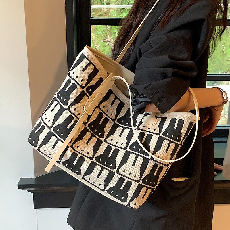 Large-capacity bag women s summer versatile new canvas shoulder shopping bag high-end class tote bag No Specifications
Large-capacity bag women s summer versatile new canvas shoulder shopping bag high-end class tote bag No Specifications