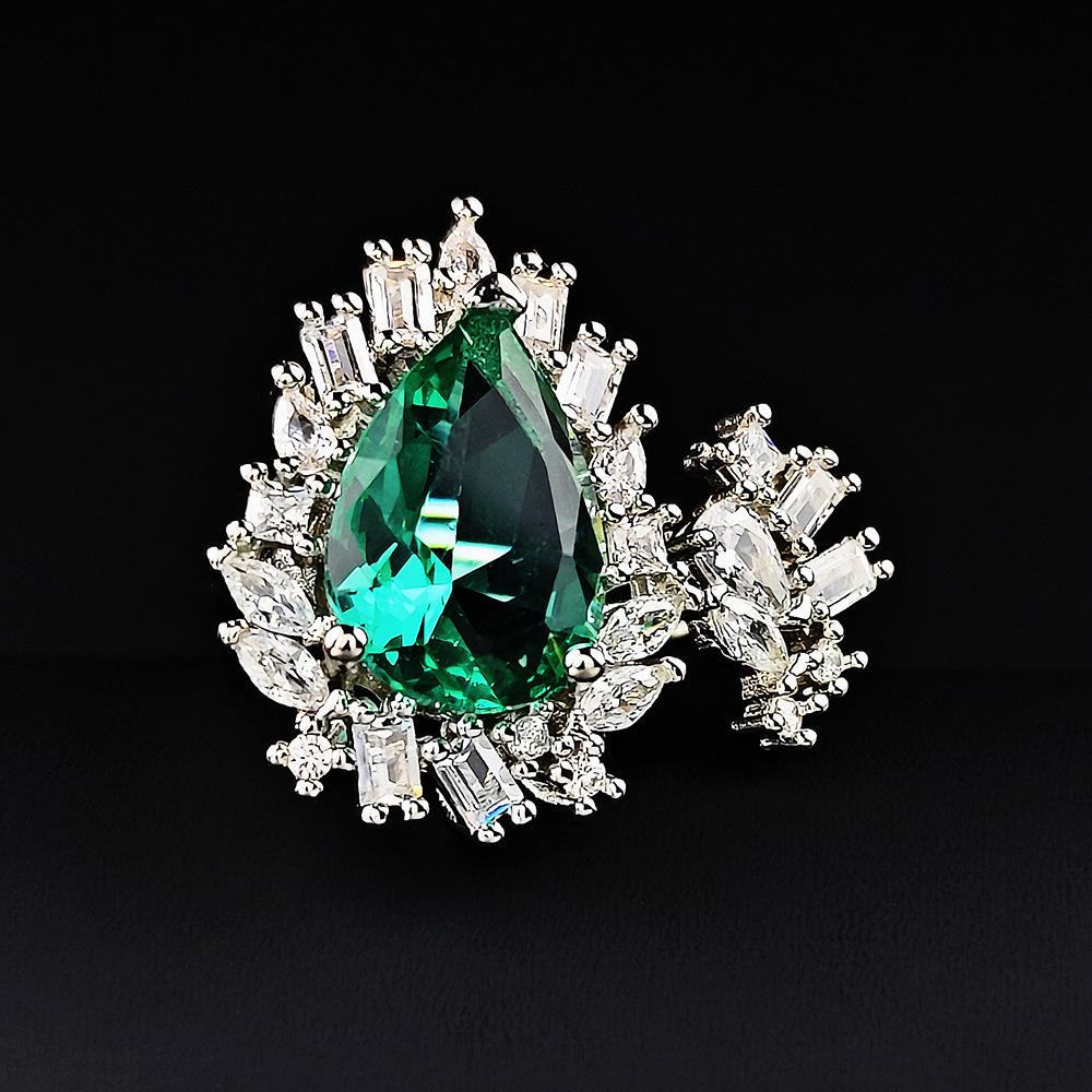 Emerald Open Adjustable Ring - Women s Light Luxury High Design Style, r8160 Open Adjustable зелёный
Emerald Open Adjustable Ring - Women s Light Luxury High Design Style, r8160 Open Adjustable зелёный