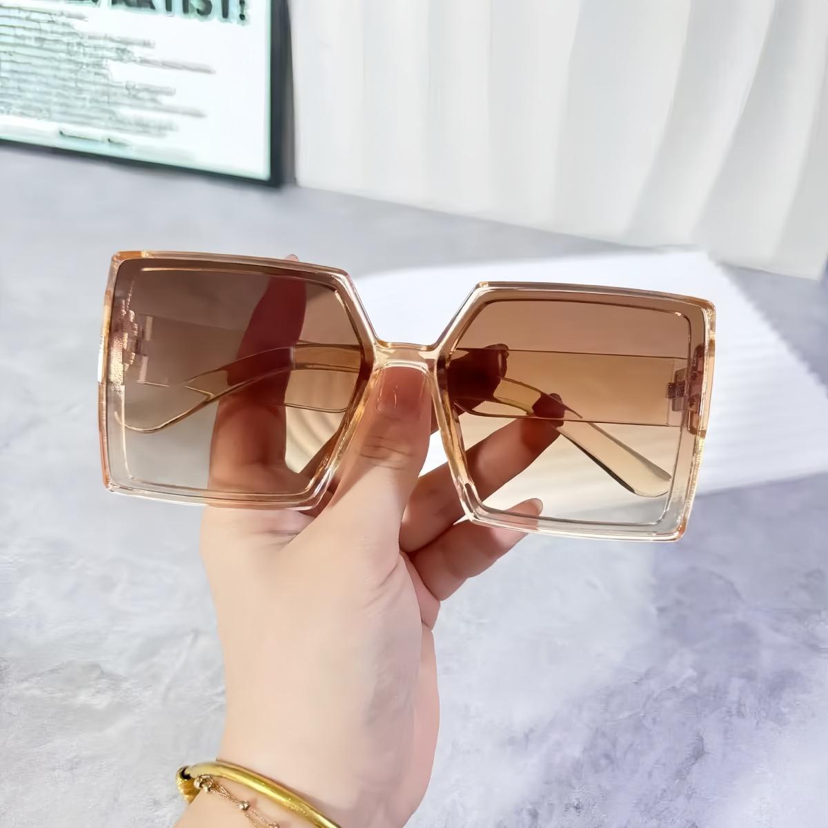 3pcs European and American retro style women s fashionable sunglasses trend versatile summer sun shading and UV protection light
3pcs European and American retro style women s fashionable sunglasses trend versatile summer sun shading and UV protection light