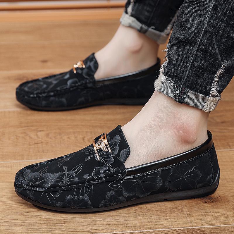Spring new men s loafers low-top foot-fitting men s casual shoes fashionable versatile loafers shoes one pedal 39
Spring new men s loafers low-top foot-fitting men s casual shoes fashionable versatile loafers shoes one pedal 39