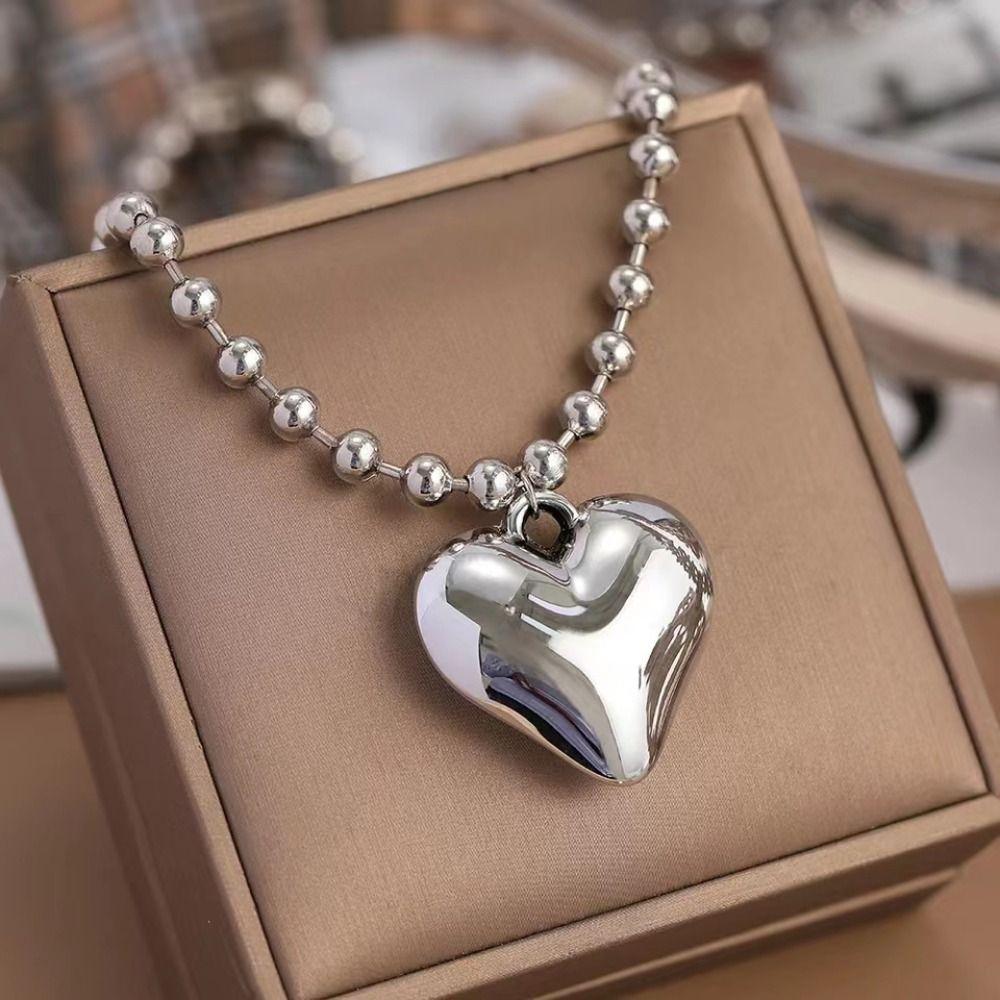 Trendy Big CCB Ball Heart Pendant INS Hip Hop Beaded Chain Aesthetic Party Jewelry Women Girl
Trendy Big CCB Ball Heart Pendant INS Hip Hop Beaded Chain Aesthetic Party Jewelry Women Girl