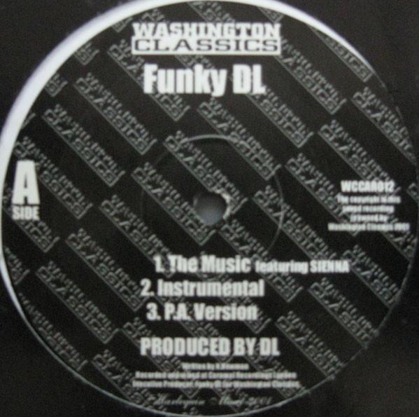 12inch Record FUNKY DL - The Music / About The Things WCCAR012 Washington Clas 2001 UK Rap & Hip-Hop/R&B Used
12inch Record FUNKY DL - The Music / About The Things WCCAR012 Washington Clas 2001 UK Rap & Hip-Hop/R&B Used