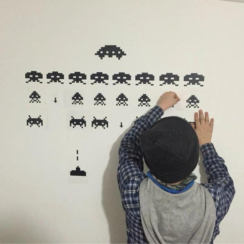 Виниловые наклейки для геймеров SPACE INVADERS, видеоигры, игровая наклейка на стену для игровой комнаты
Виниловые наклейки для геймеров SPACE INVADERS, видеоигры, игровая наклейка на стену для игровой комнаты