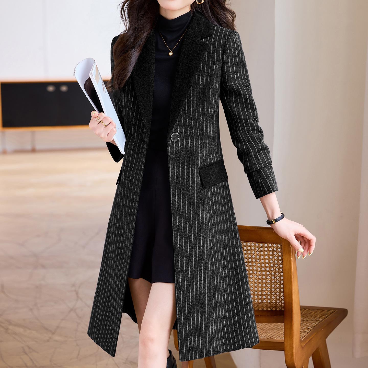 Women s Striped Lapel Coat: Elegant, Slimming, and Fashion-Forward for Autumn/Winter 2025. 2XL
Women s Striped Lapel Coat: Elegant, Slimming, and Fashion-Forward for Autumn/Winter 2025. 2XL