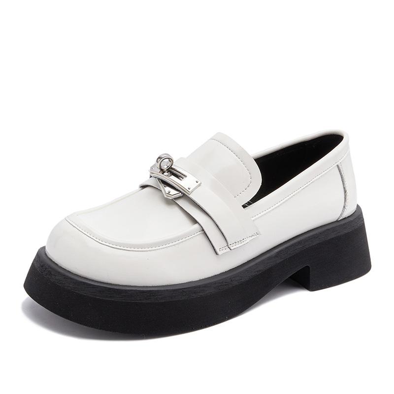 Leather loafers women s 2025 new spring foot cover platform muffin shoes black single shoes British style small leather shoes women 40
Leather loafers women s 2025 new spring foot cover platform muffin shoes black single shoes British style small leather shoes women 40