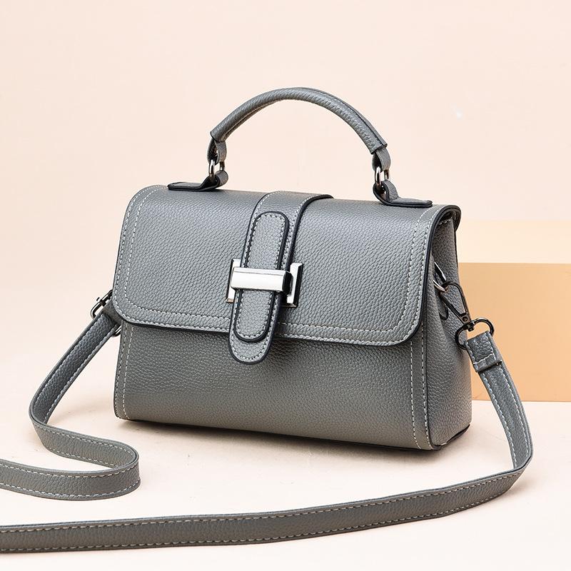 Handbag Women s Crossbody Bag Textured Large Capacity Fashion Versatile Shoulder Bag Women s Bag 22*10*15
Handbag Women s Crossbody Bag Textured Large Capacity Fashion Versatile Shoulder Bag Women s Bag 22*10*15