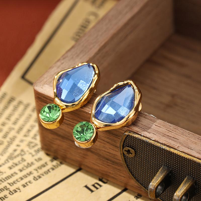 European And American Jewelry Irregular Blue Glass Retro Luxury Earrings Personalized Women s Earrings
European And American Jewelry Irregular Blue Glass Retro Luxury Earrings Personalized Women s Earrings