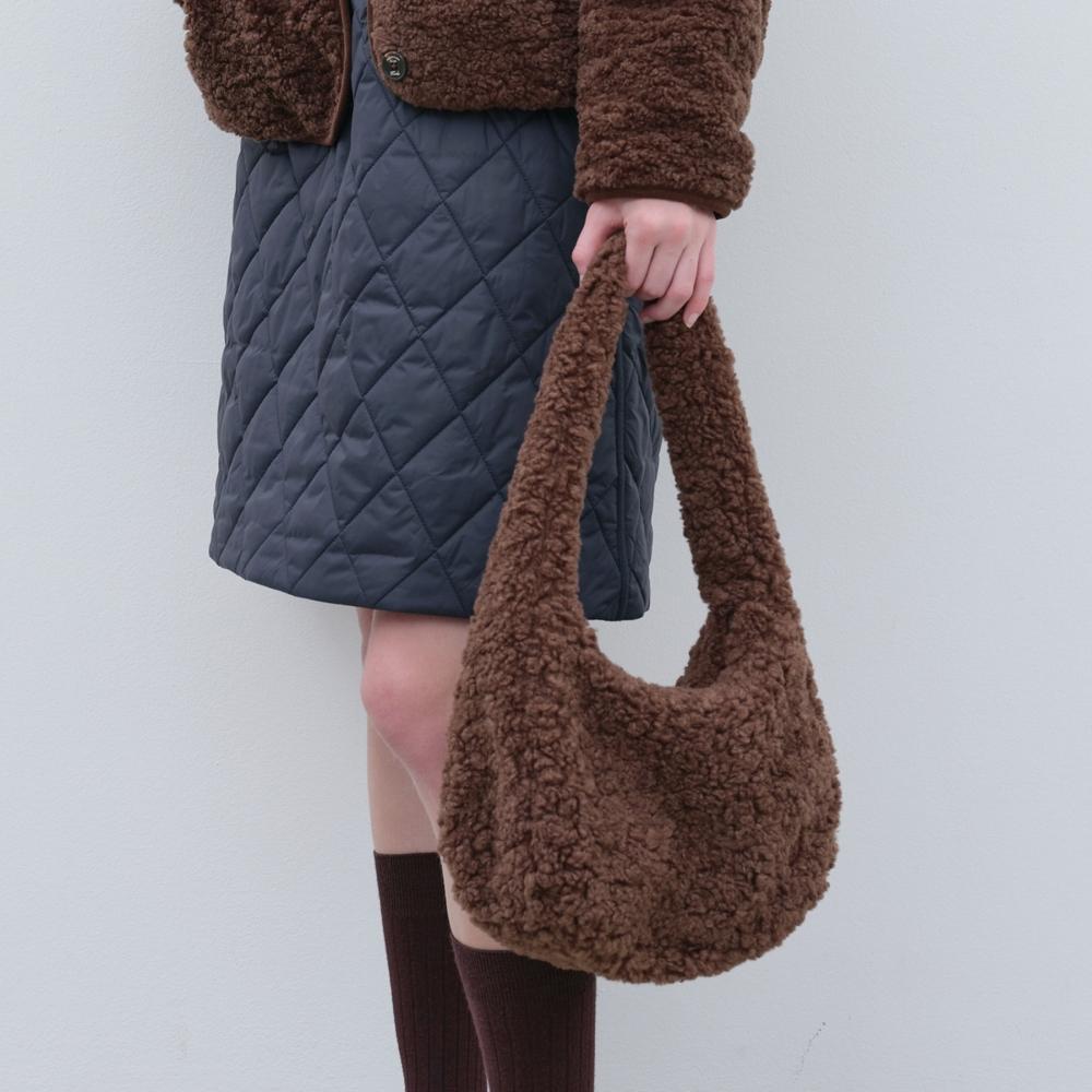 K S Boucle Fleece Shoulder Bag Kd3bcg3107f Brn BROWN/000
K S Boucle Fleece Shoulder Bag Kd3bcg3107f Brn BROWN/000