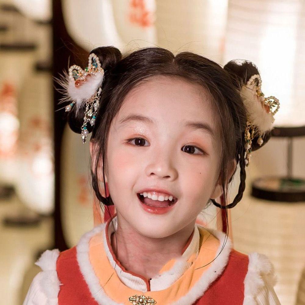 Tassel Chinese New Year Headwear Plush Ball Hanfu Hairpin Sweet Lion Hairpin Girls білий
Tassel Chinese New Year Headwear Plush Ball Hanfu Hairpin Sweet Lion Hairpin Girls білий
