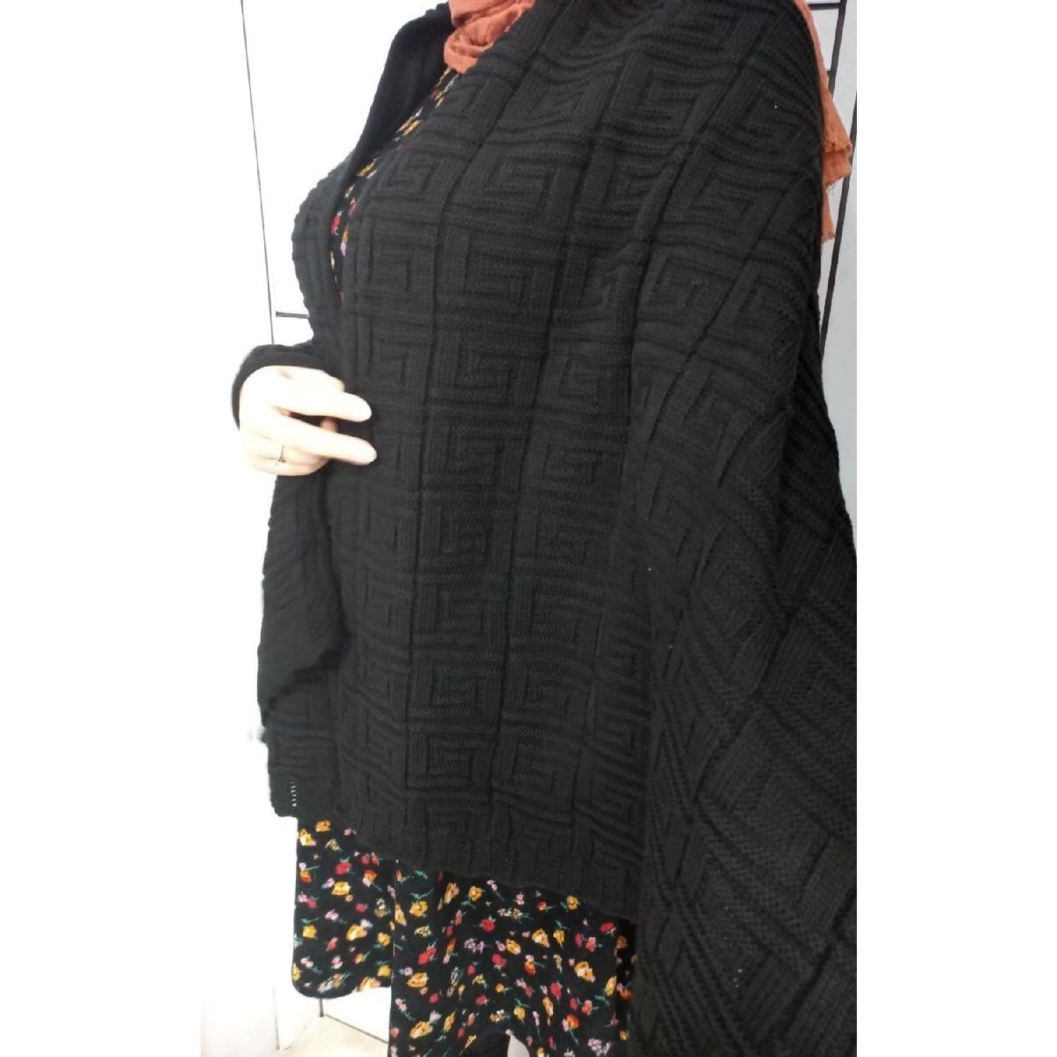 Knitwear Knitted Geometric Pattern Solid Color Shoulder Shawl Scarf Scarf 75 x 180 чорний
Knitwear Knitted Geometric Pattern Solid Color Shoulder Shawl Scarf Scarf 75 x 180 чорний