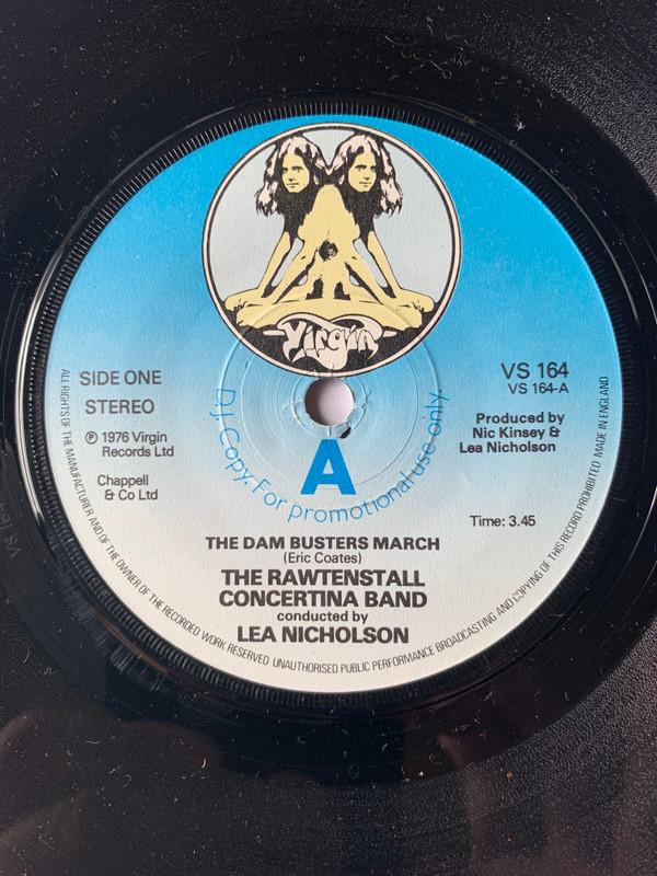 7-дюймовая пластинка RAWTENSTALL CONCERTINA BAND CONDUCT Марш «Разрушители плотин» VS164PROMO VIRGIN 1976 Великобритания Поп Б/у
7-дюймовая пластинка RAWTENSTALL CONCERTINA BAND CONDUCT Марш «Разрушители плотин» VS164PROMO VIRGIN 1976 Великобритания Поп Б/у