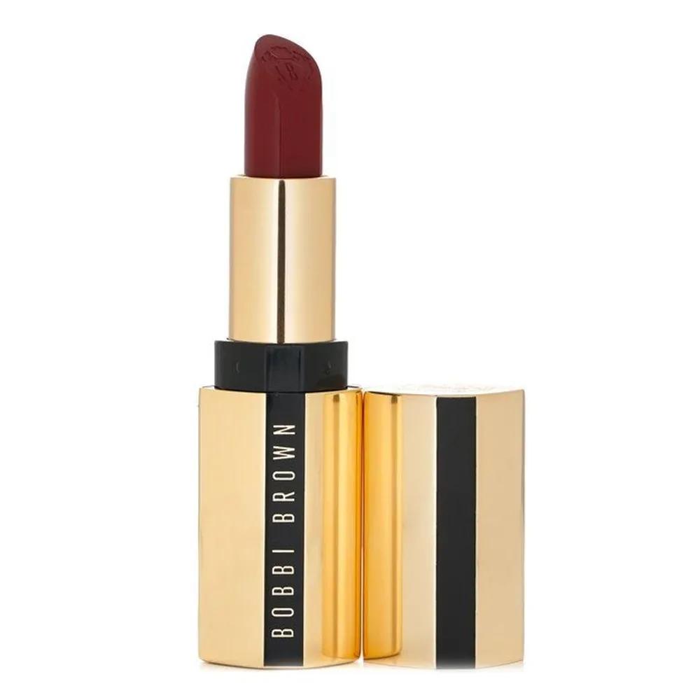 Luxe Lipstick -814 Red Velvet 3.5g/0.12oz
Luxe Lipstick -814 Red Velvet 3.5g/0.12oz