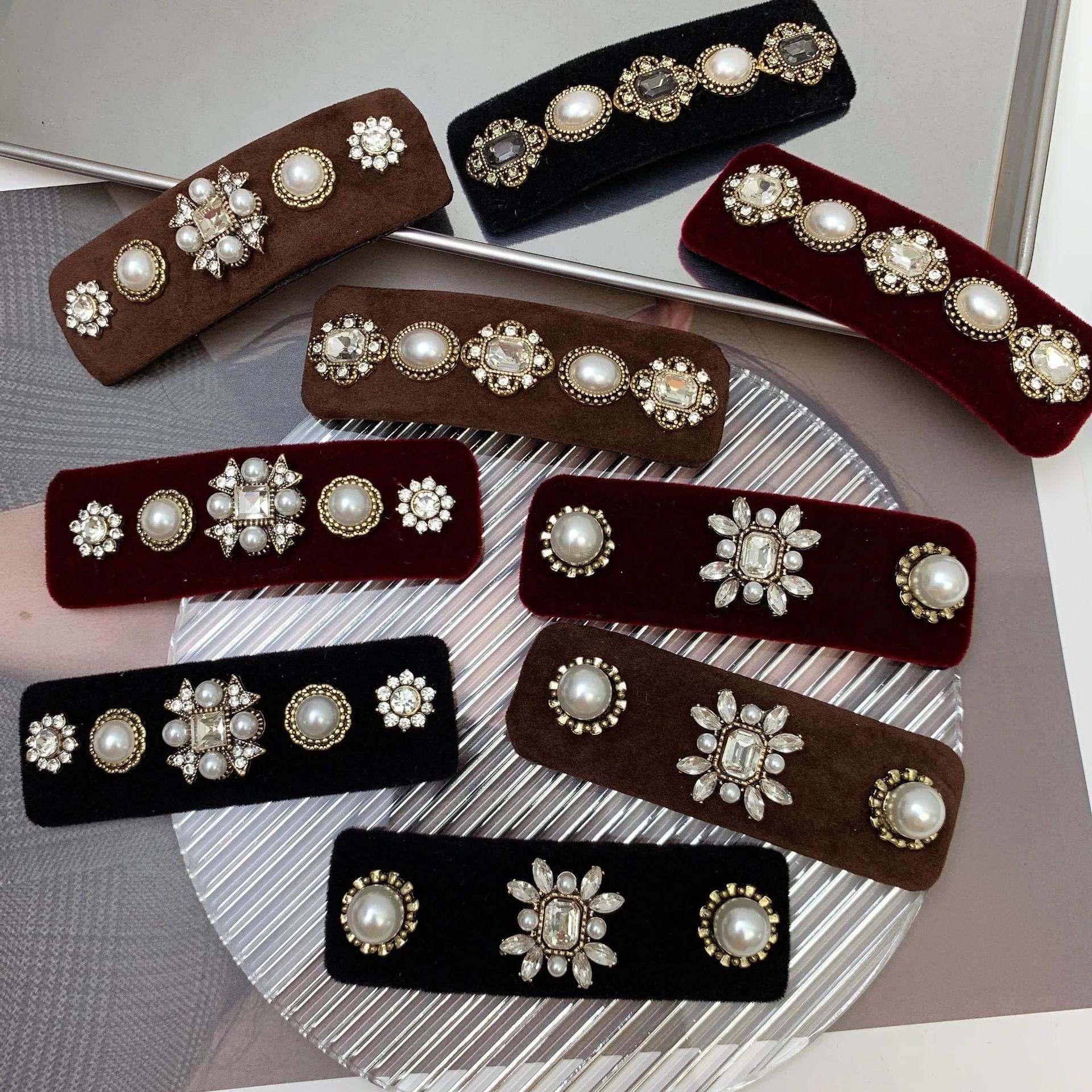 Korean Hair Accessories Heavy Industry Baroque Retro Rhinestone Edge Clip Velvet Bangs BB Elegant Women s Headwear 
Korean Hair Accessories Heavy Industry Baroque Retro Rhinestone Edge Clip Velvet Bangs BB Elegant Women s Headwear