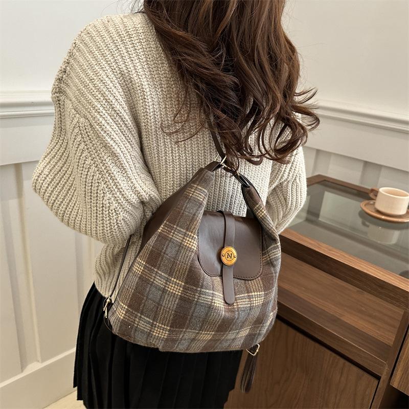 College style casual woolen plaid backpack bag women s autumn new college style shoulder tote bag
College style casual woolen plaid backpack bag women s autumn new college style shoulder tote bag