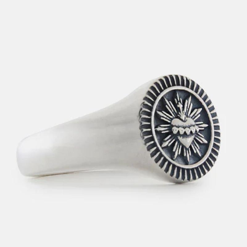 Yin Taifei Silver Ring with Three-Dimensional Thai Pattern - Unisex Vintage Fashion Finger Ring Adjustable Open Size
Yin Taifei Silver Ring with Three-Dimensional Thai Pattern - Unisex Vintage Fashion Finger Ring Adjustable Open Size