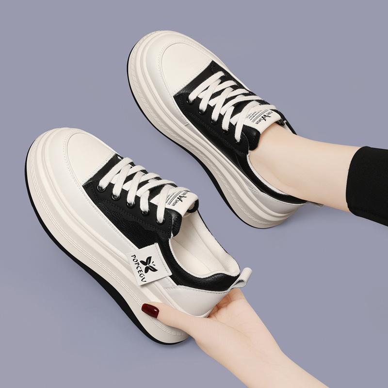 Inner height-increasing women s shoes New autumn and winter shoes Platform muffin shoes Popular white shoes Versatile casual board shoes 34
Inner height-increasing women s shoes New autumn and winter shoes Platform muffin shoes Popular white shoes Versatile casual board shoes 34