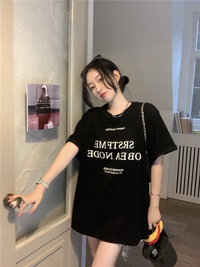 Plus Size Women s Short Sleeve Letter Print T-Shirt, Pure Cotton, Round Neck, Loose Fit, Casual and Trendy. M for 40-50 kg чорний
Plus Size Women s Short Sleeve Letter Print T-Shirt, Pure Cotton, Round Neck, Loose Fit, Casual and Trendy. M for 40-50 kg чорний