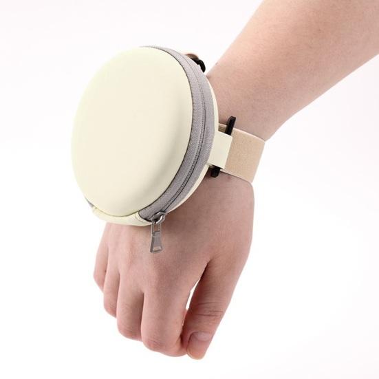 Защитите свой футляр для очков Портативный чехол для солнцезащитных очков из искусственной кожи с застежкой-молнией и ремешком для путешествий
Защитите свой футляр для очков Портативный чехол для солнцезащитных очков из искусственной кожи с застежкой-молнией и ремешком для путешествий