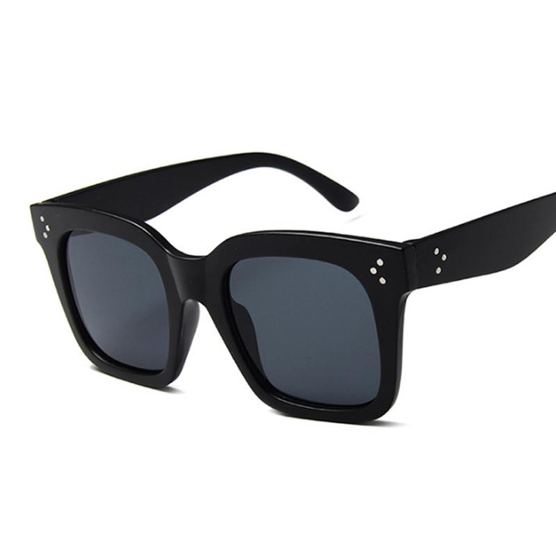 Brand Oversized Sunglasses Woman Retro Big Frame Plastic Sun Glasses Female Fashion Designer Classic Square Vintage black
Brand Oversized Sunglasses Woman Retro Big Frame Plastic Sun Glasses Female Fashion Designer Classic Square Vintage black