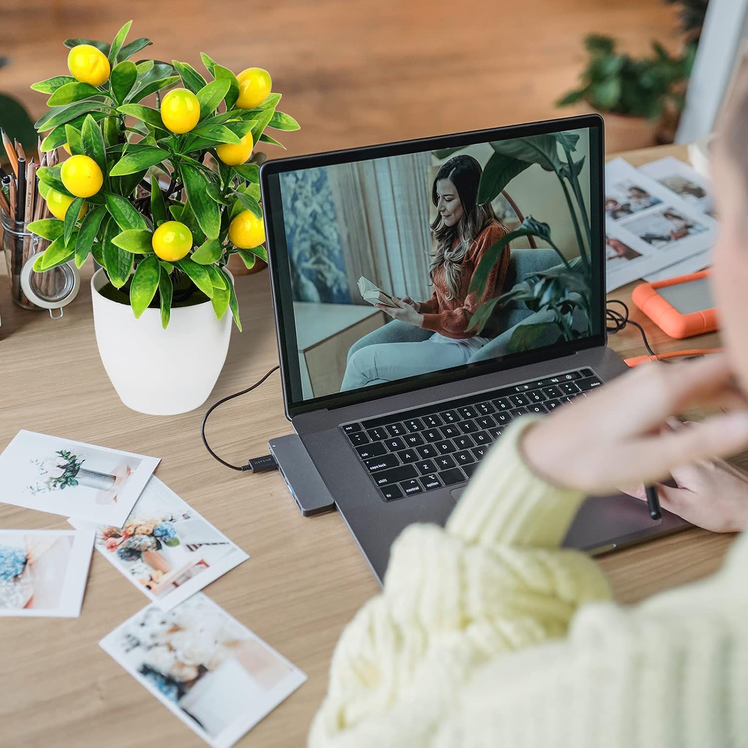 2 шт. Искусственное лимонное дерево, декор, 9,45 дюйма, искусственные зеленые горшечные растения, цветы, украшения, мини-горшечные фруктовые стебли, декор для дома, офиса,
2 шт. Искусственное лимонное дерево, декор, 9,45 дюйма, искусственные зеленые горшечные растения, цветы, украшения, мини-горшечные фруктовые стебли, декор для дома, офиса,