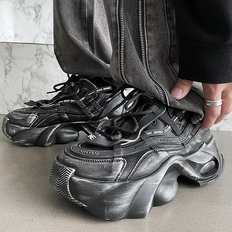 Чоловічі ретро-кросівки Z Brand 2025 року для збільшення зросту - Дихаючі, Повсякденні, Осінні Татові кросівки на товстій підошві. Size 43
Чоловічі ретро-кросівки Z Brand 2025 року для збільшення зросту - Дихаючі, Повсякденні, Осінні Татові кросівки на товстій підошві. Size 43