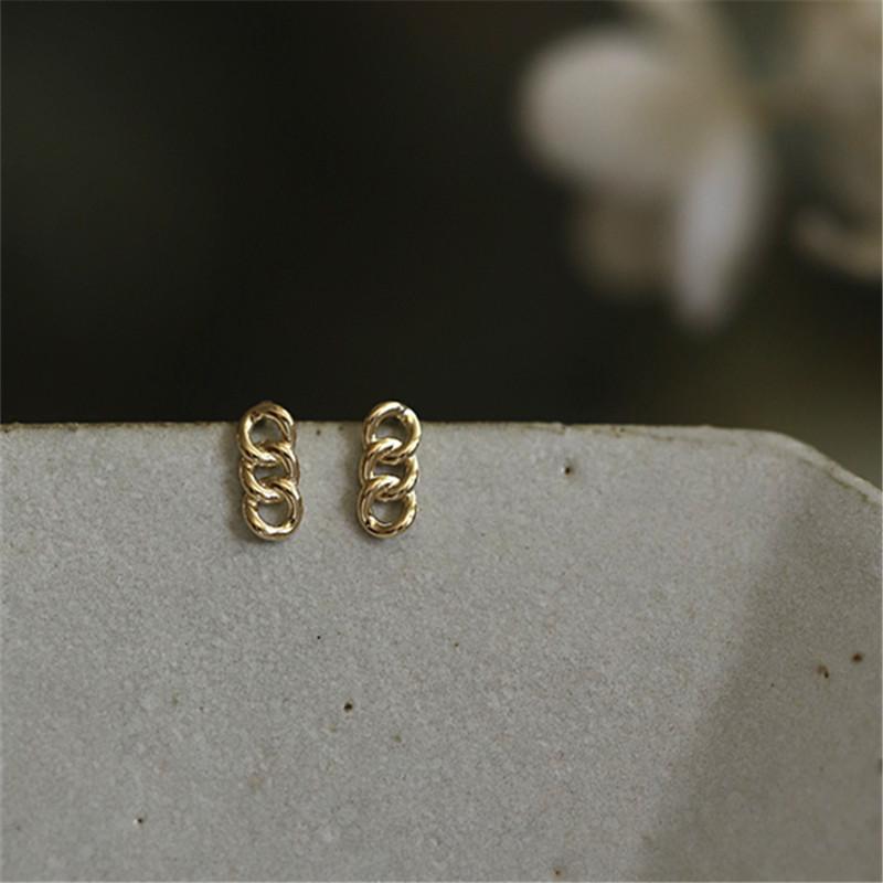 925 Sterling Silver 14K Gold Plated Three Small Circle Imitation Chain Earrings Women Retro Simple INS Korean Ear Jewelry Silver
925 Sterling Silver 14K Gold Plated Three Small Circle Imitation Chain Earrings Women Retro Simple INS Korean Ear Jewelry Silver
