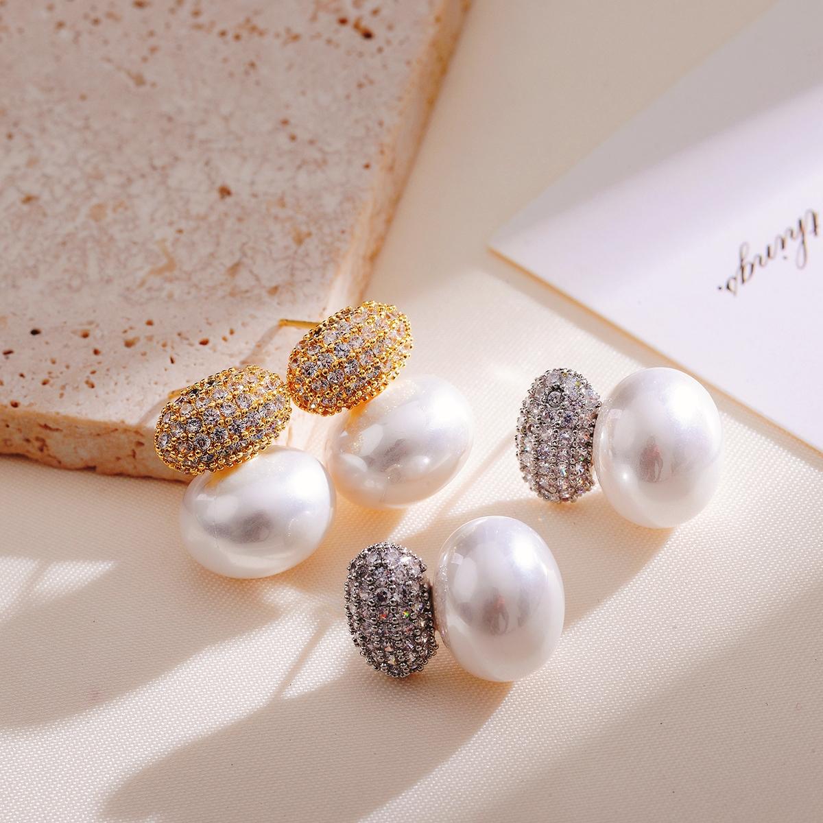 Fashion Oval Imitation Pearl Stud Earrings for Women Geometric Cubic Zirconia Elegant Bridal Earring Wedding Jewelry
Fashion Oval Imitation Pearl Stud Earrings for Women Geometric Cubic Zirconia Elegant Bridal Earring Wedding Jewelry