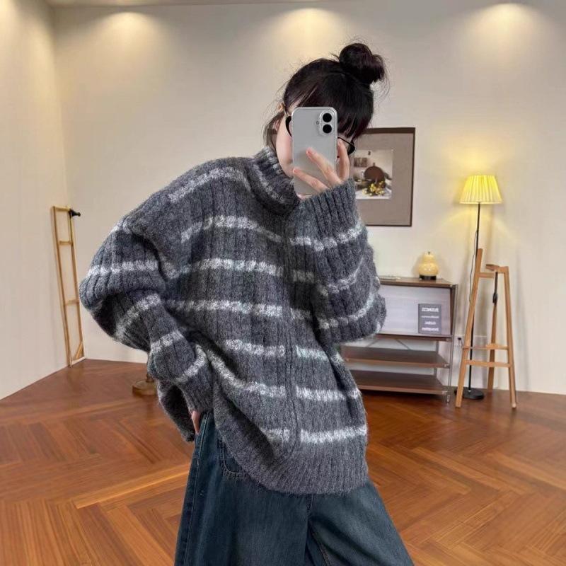 Autumn and winter new retro lazy style striped sweater jacket for women Korean versatile stand-up collar zipper knitted cardigan for women one size fits all сірий колір
Autumn and winter new retro lazy style striped sweater jacket for women Korean versatile stand-up collar zipper knitted cardigan for women one size fits all сірий колір