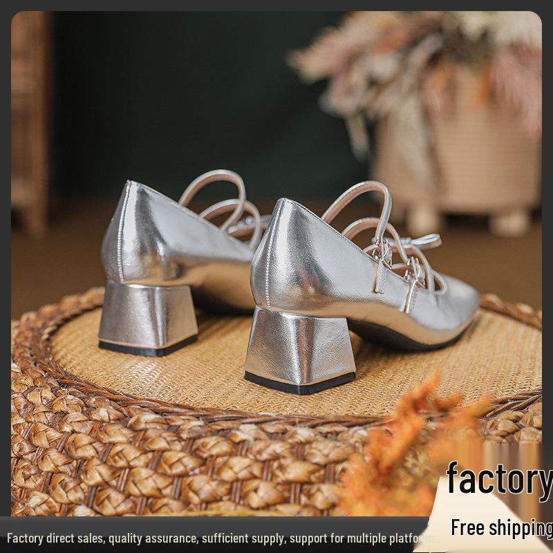Elegant Silver Chunky Heel Mary Janes with Square Toe & Double Buckle - Women s Spring/Autumn 2024 36 серебряный
Elegant Silver Chunky Heel Mary Janes with Square Toe & Double Buckle - Women s Spring/Autumn 2024 36 серебряный