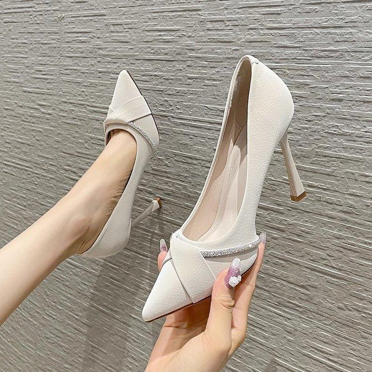 High heels women s stiletto year new pointed niche high sense professional job high heels bridesmaid shoes women 34
High heels women s stiletto year new pointed niche high sense professional job high heels bridesmaid shoes women 34